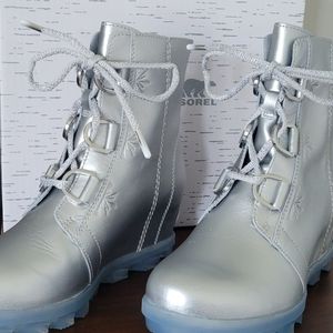 Youth Girl's Sorel Joan of Arctic Frozen Wedges! Size 5! New in box!